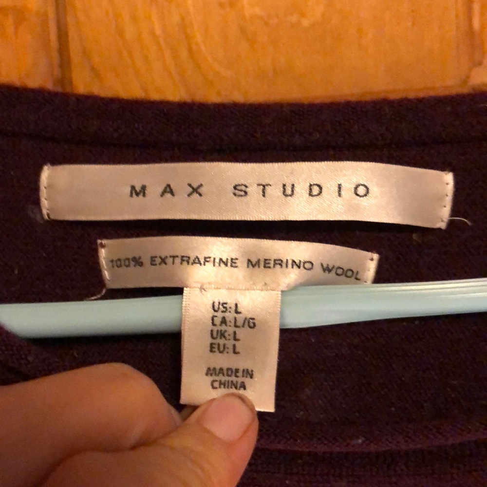 Wool sweater - Picture 2 of 2